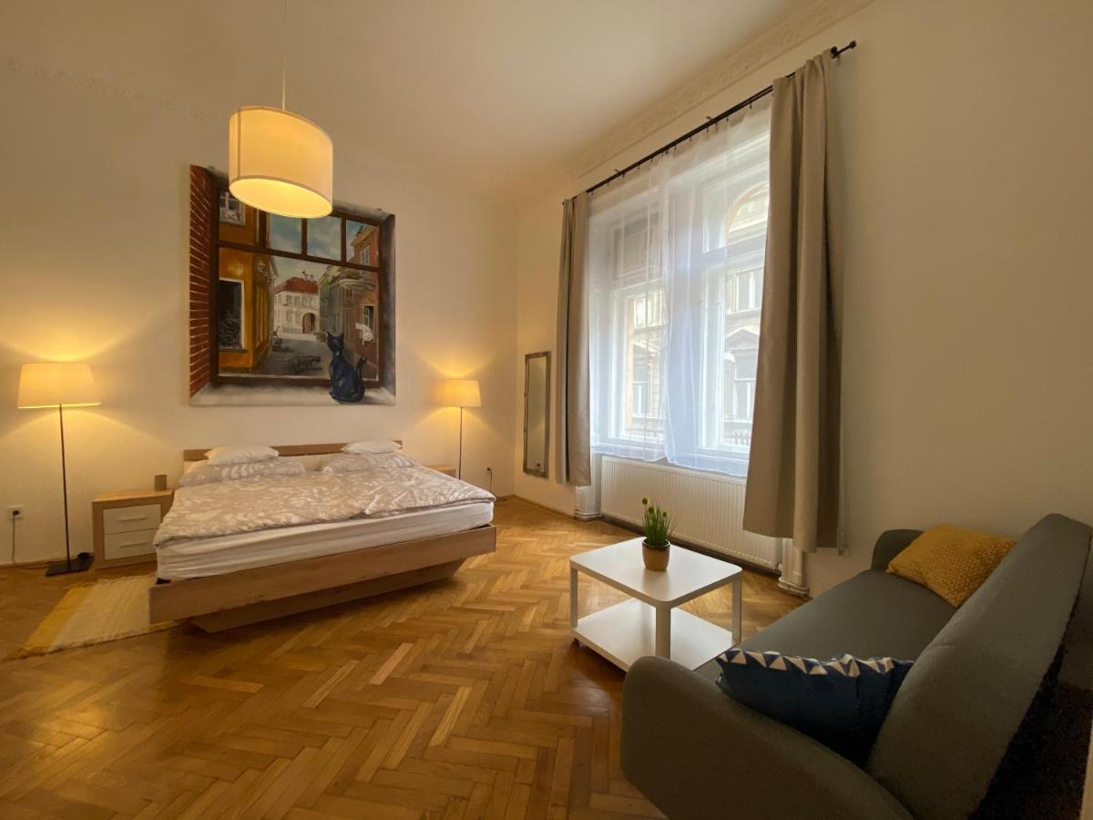 3 Bedrooms- Central Quarter Apartment Budapest Kültér fotó